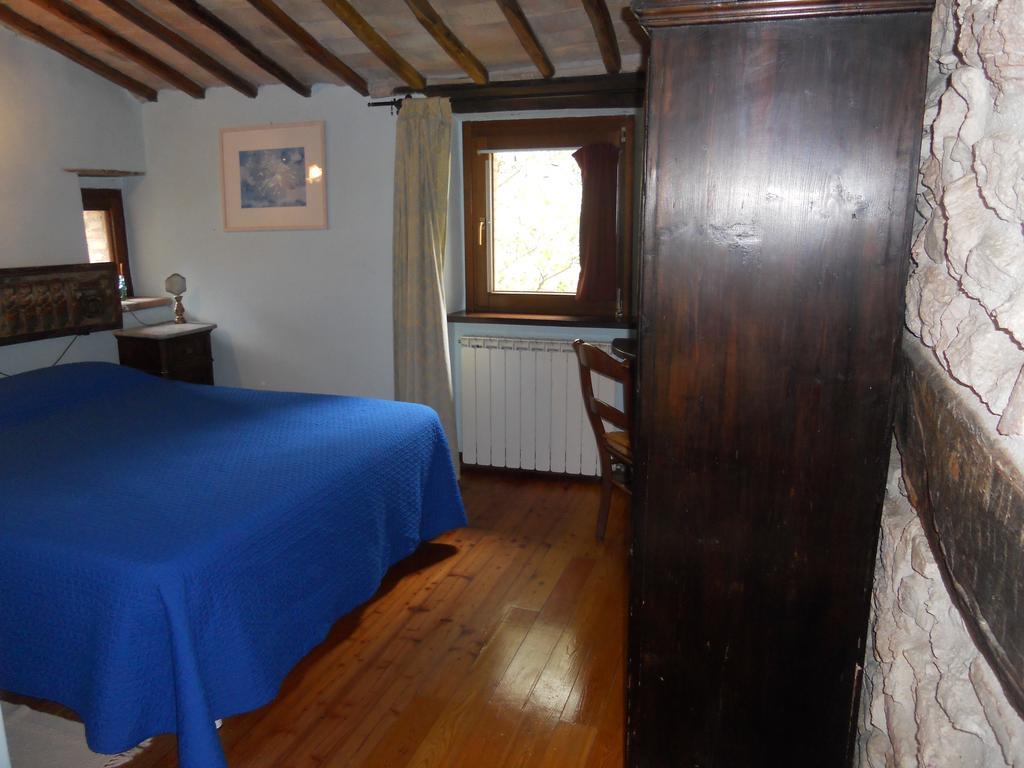 Villa Il Giardino Degli Ulivi Castelraimondo Habitación foto